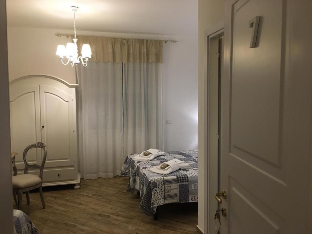 City Garden Guest House Ольбия Экстерьер фото