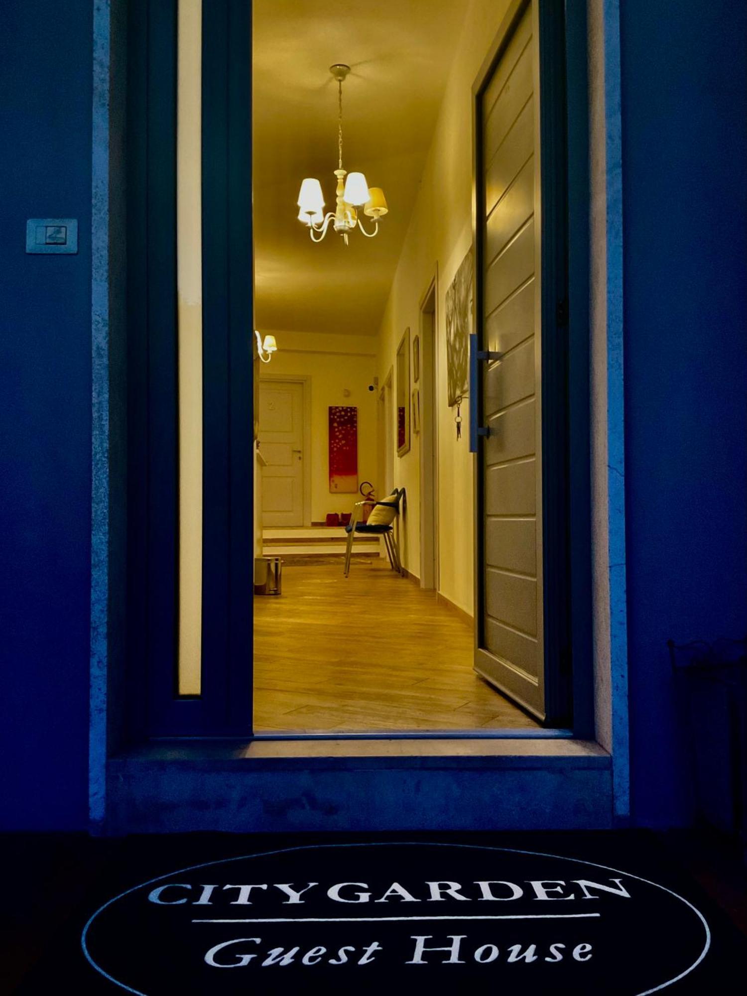 City Garden Guest House Ольбия Экстерьер фото