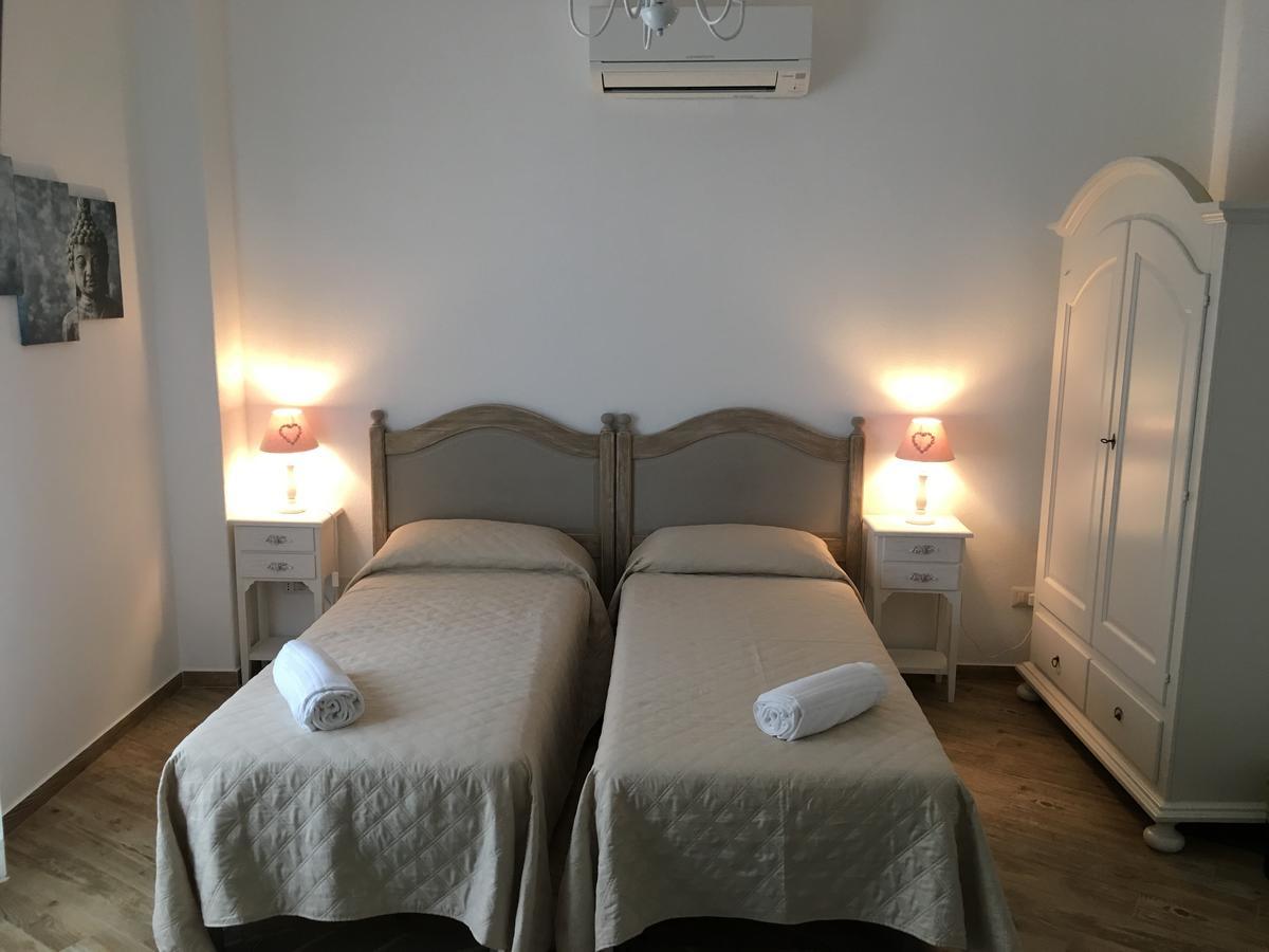 City Garden Guest House Ольбия Экстерьер фото